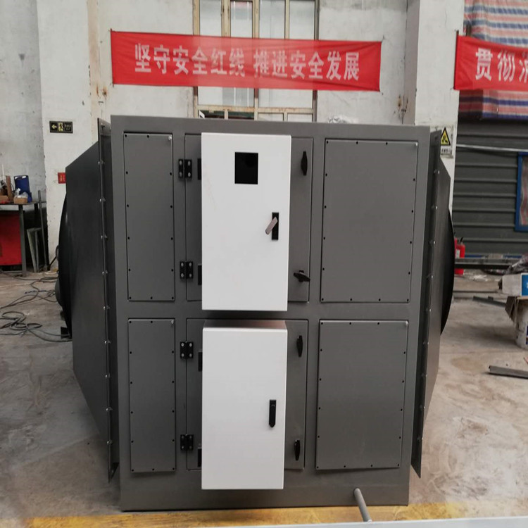 油煙凈化器和風(fēng)機(jī)是怎么進(jìn)行安裝的呢？